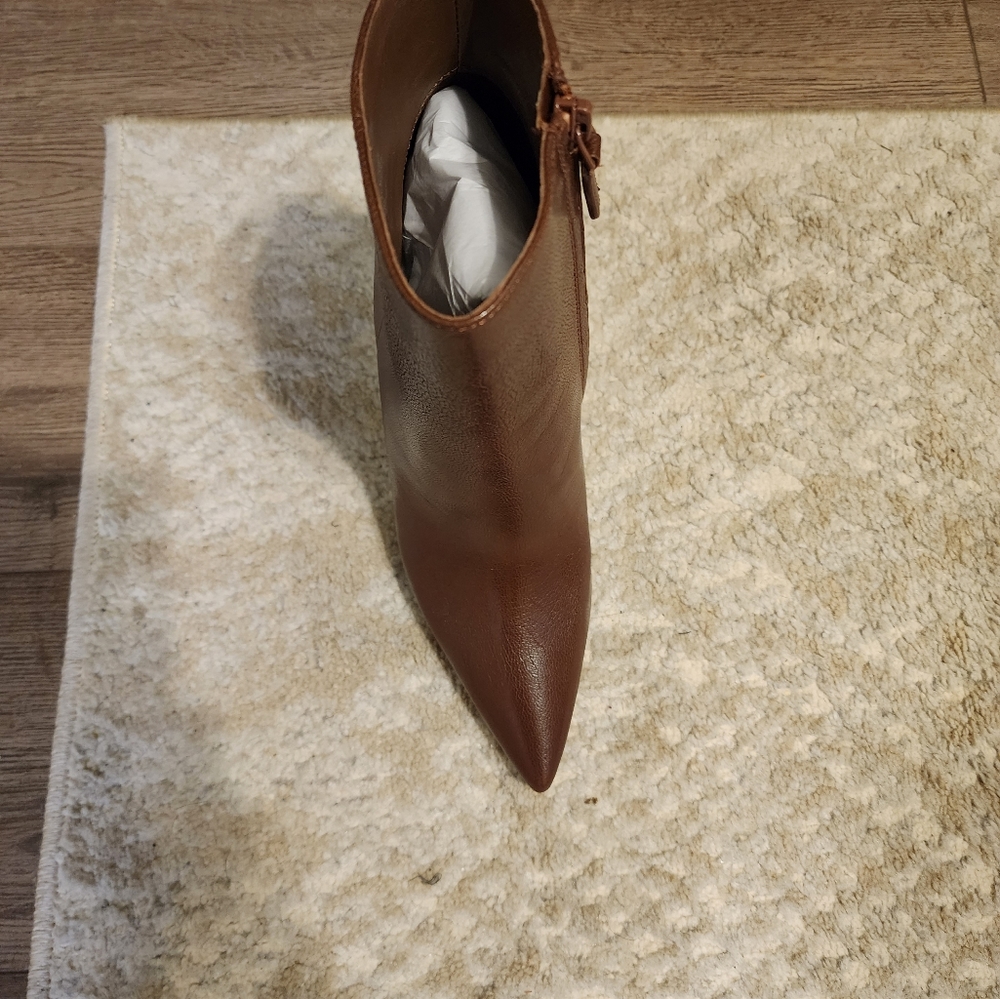 Tory Burch Boots